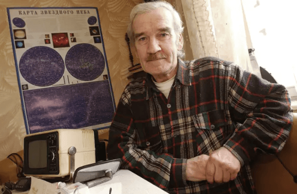 Unraveling Historical Events That Appear as Though Changed by Time Travelers