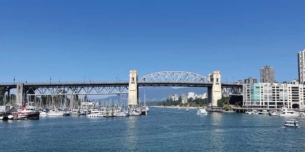 De la Portland la English Bay: Ambarcațiuni mici, povești mari din port