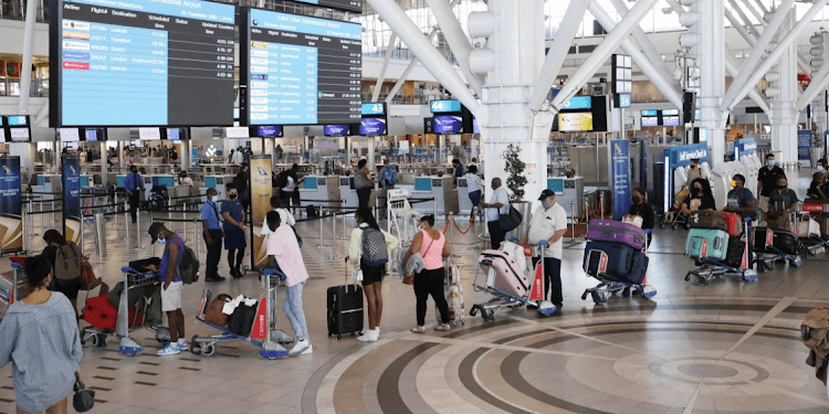 מיצוי פוטנציאל התיירות של דרום אפריקה: תובנות לגבי צמיחה כלכלית ופיתוח מגזרי