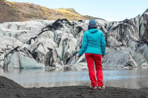 Reason 7–8: Wildlife viewing, hiking, and photo opportunities
