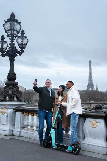 12 Amazing Instagram Accounts for Paris Lovers: Must-Follow Paris Feeds