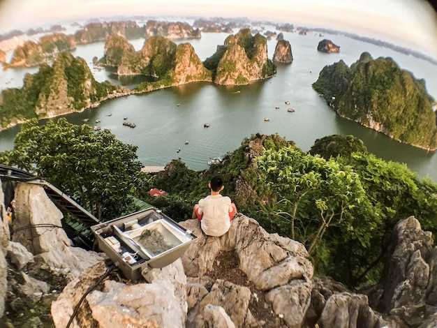 Best Cities to Experience Tet Traditions and Community Feasts