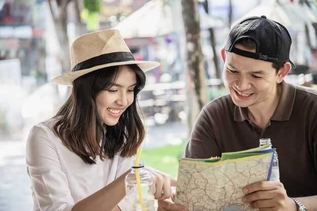 Tet 2025 Dates, Travel Windows, and Booking Tips