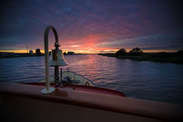 25 Best Boat Tours & Cruises in Gold Coast | The Ultimate Guide