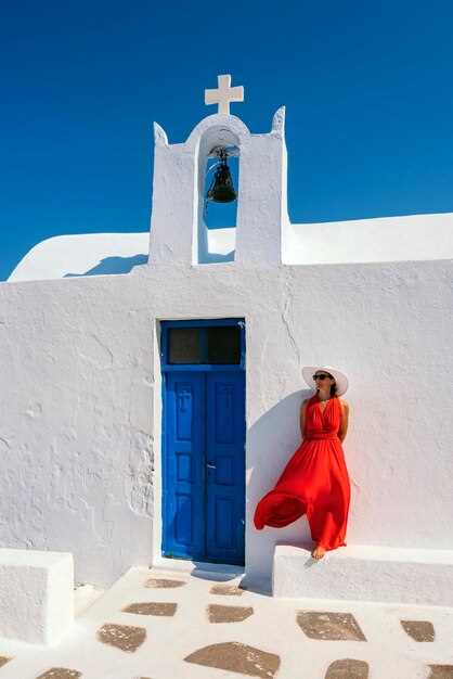 3-Day Private Tour in Santorini & Mykonos – The Best of the Cyclades