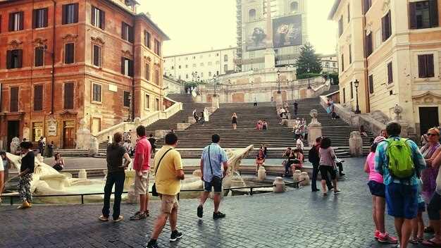Day 1 Afternoon: Monti Walk, Local Lunch, and Trevi Fountain Loop