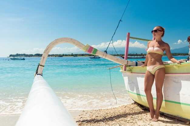 3-Hour Boat Trip with Snorkeling in Puerto de Mogán