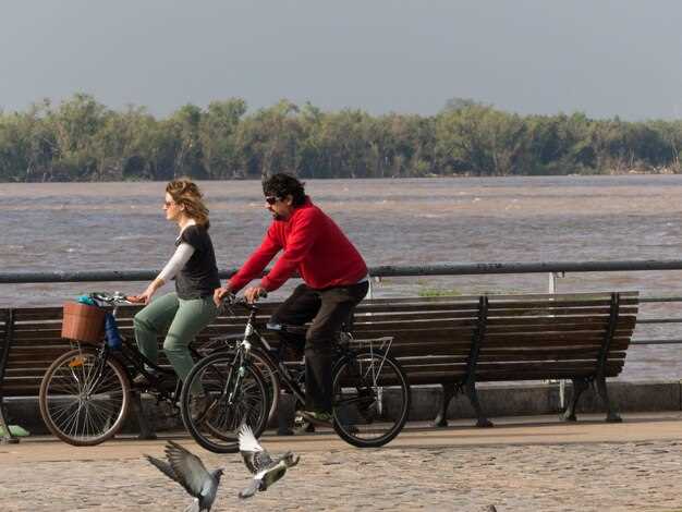 What’s included: guide, bike, route, and stops