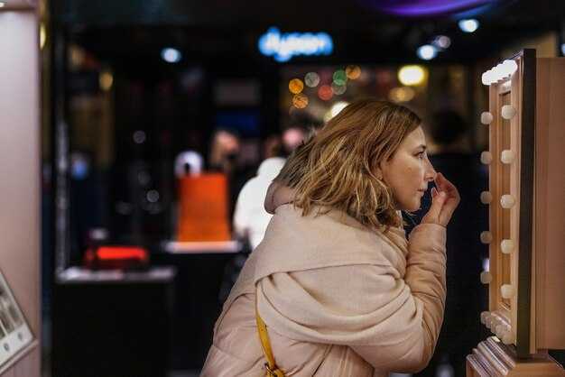 预订内舱房前要三思的 5 个理由(优点、缺点和隐藏费用)以及拒绝舱位升级的 5 个理由