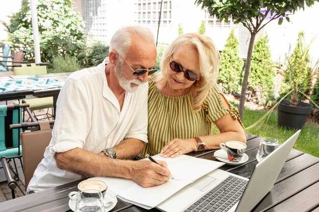5 Ways to Maintain an Impressive Credit Score During Retirement