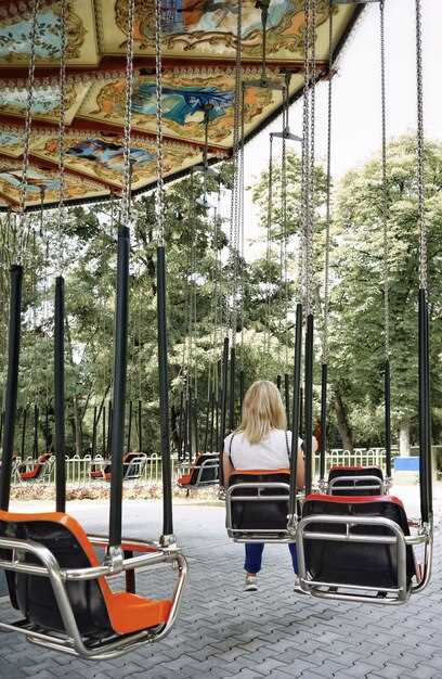 Serpentine Galleries – Accessibility highlights, entrance options, and seating map