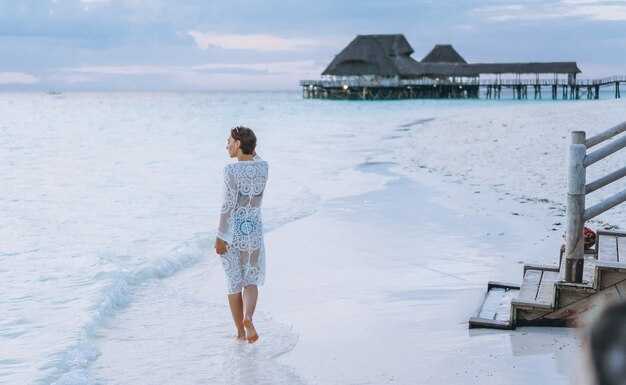 Private Jet or Charter Flight: Direct Access to the Continent