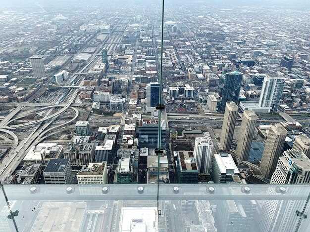 Dubai Frame: Viditelnost, skleněný most a optimální osvětlení
