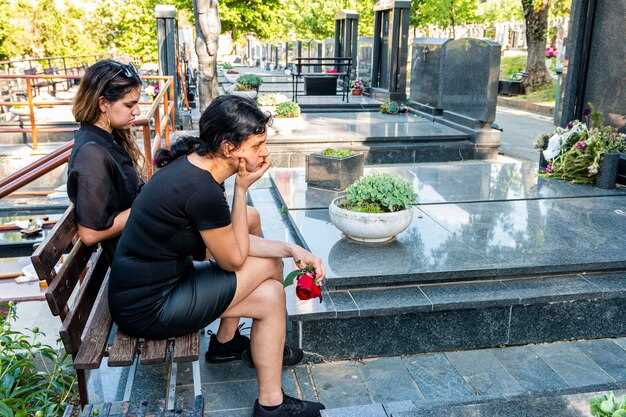 Visitor Tips: Accessibility, Food, Breaks, and Photo-Friendly Spaces