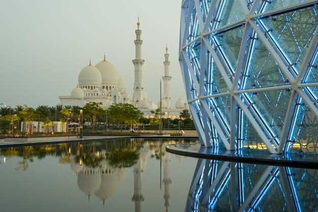 Etihad Towers: Observation Deck Access, Timings, and Sunset Views