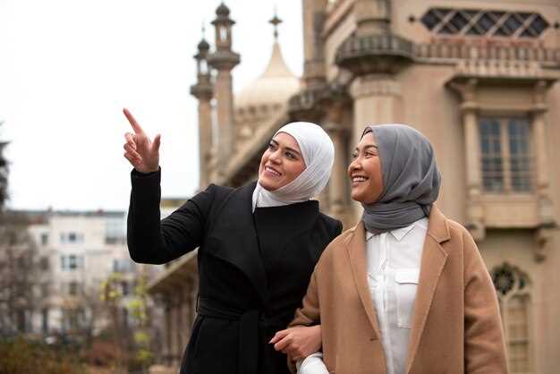 Dress code, photography rules, and mosque etiquette