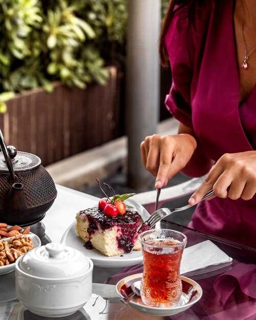 Afternoon Tea at Hyatt Regency Bangkok Sukhumvit: Tea Time Experience