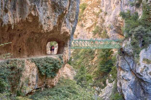 Where the Gorges lie and how to reach them from Taormina and Catania