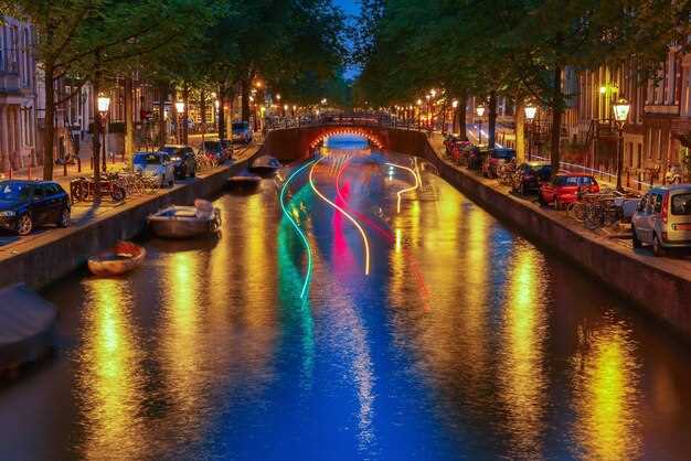 Amsterdam Light Festival – The Ultimate Guide to Amsterdam’s Canal Light Art