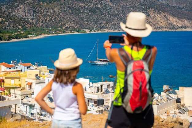 Athens Half-Day Layover Tour with Airport Transfers: Quick Stopover to Acropolis & City Highlights; Day Trips from Athens International Airport