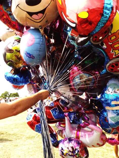 August Holidays Around the World: Festivals and Travel Ideas