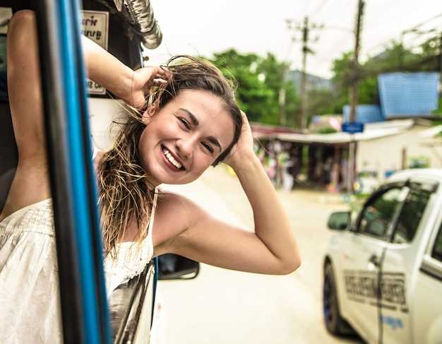 Barcelona Expert Plus Tour in a Private Eco Tuk Tuk | Eco-Friendly City Experience