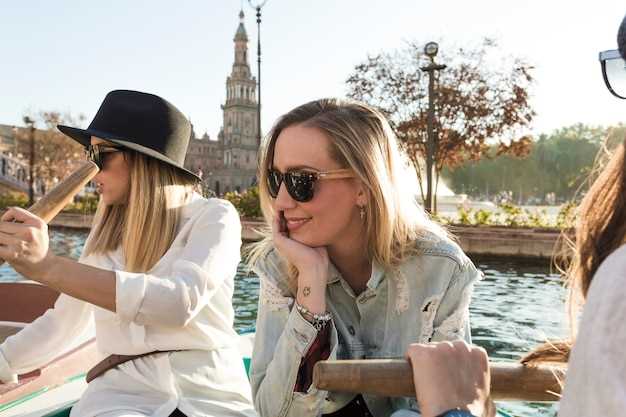 Berlin 35-Hour Sightseeing Cruise on the Spree River: Highlights, Tickets, and Tips