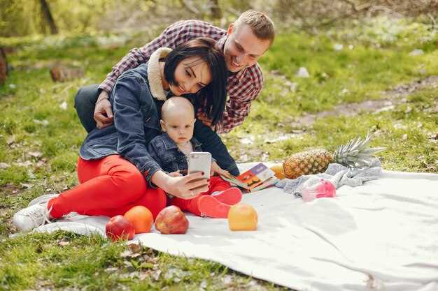 Budget-Smart Planning: Tickets, Meals, and Affordable Lodging for a 14-Day Trip