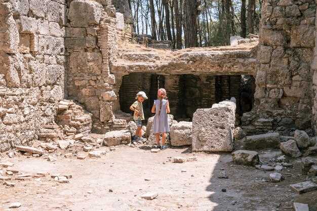 Las Mejores Excursiones de un Día Desde Atenas: Ruinas Griegas, Islas, Monasterios y Más