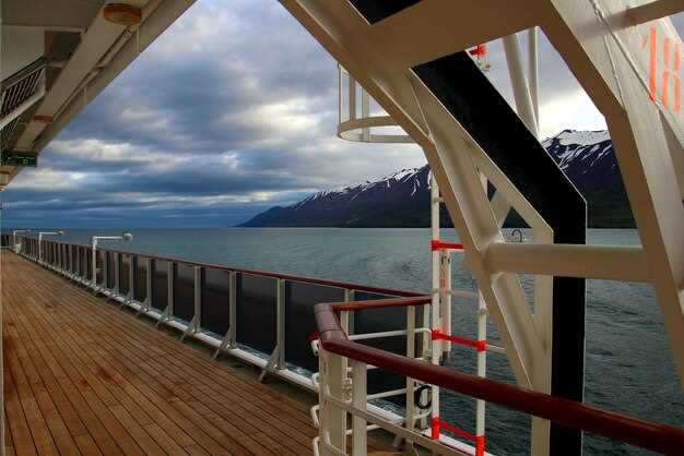 Best Nelson Private Cruises 2025: Free Cancellation & Split Apple Beaches Kayak Walk