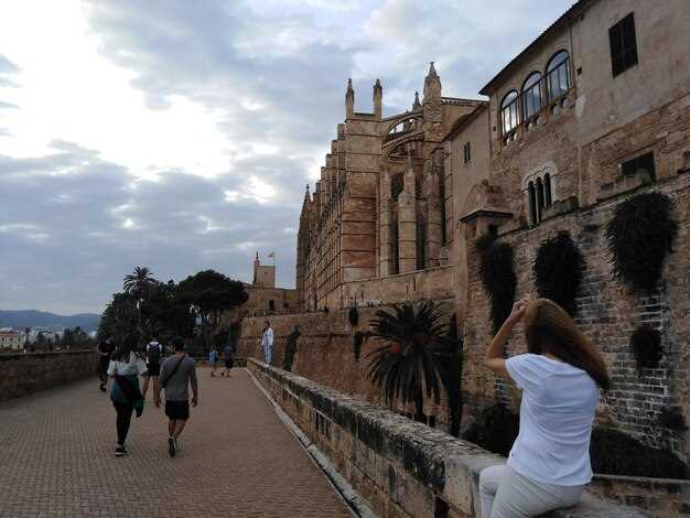 San Nicolás al Atardecer: Estrategia del Mirador de San Nicolás
