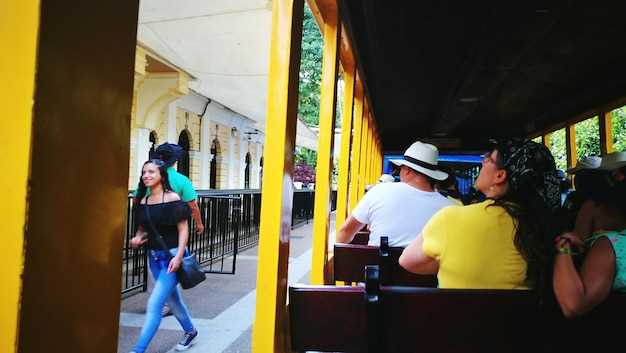 Practical Guide to Hop-On Hop-Off Tours in NYC and Beyond