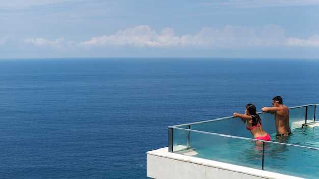 Beaches and water activities: reef snorkeling, blue water days, and shore options