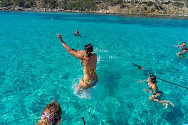 Colònia de Sant Jordi Es Trenc Boat Tour with Snorkeling in Mallorca
