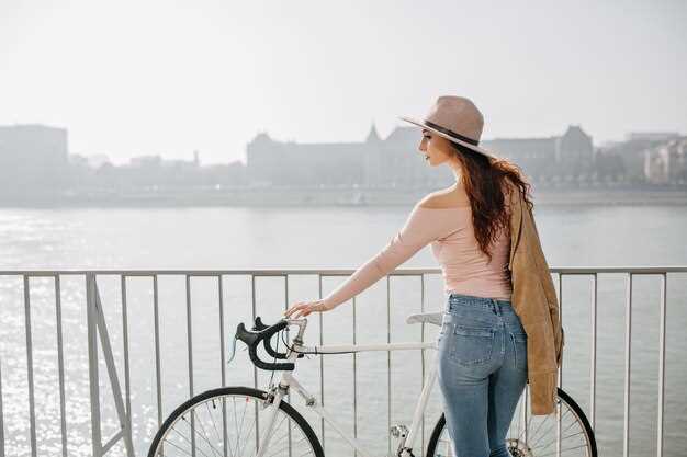 Cruise the Seine: Discover the Panoramic Experience with Bateaux Parisiens in Paris