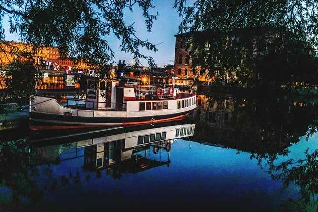 Dinner Cruise Amsterdam 2025 - Best Evening Boat Tours & Experiences Dinner Cruise Amsterdam 2025: Best Evening Boat Tours & Experiences
