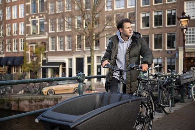 Discover Amsterdam's Vondelpark: Join the Ultimate Outdoor Escape City Game