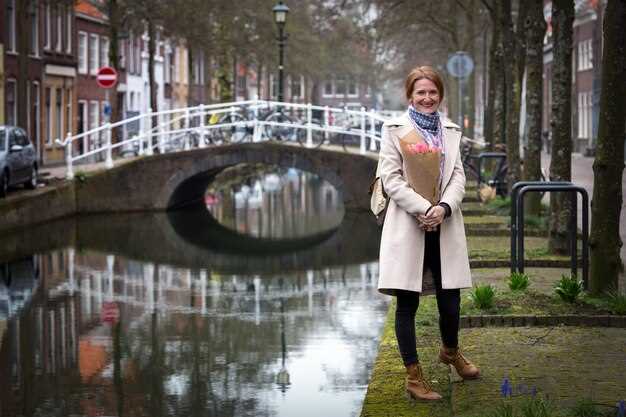 Objavte očarujúce amsterdamské kanály: Sprievodca objavovaním mestských vodných ciest