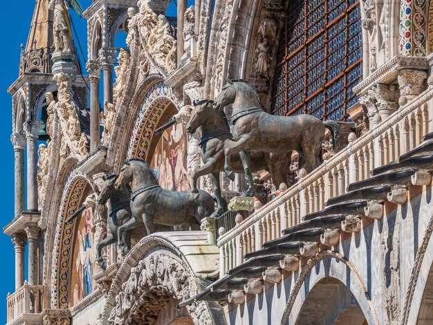Discover the Marvels of the Milan Cathedral: A Guide to Italy's Iconic Landmark