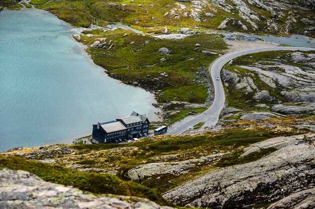 Plan the Bergen–Eidfjord Route: Transport, Timings, and Day-by-Day Order