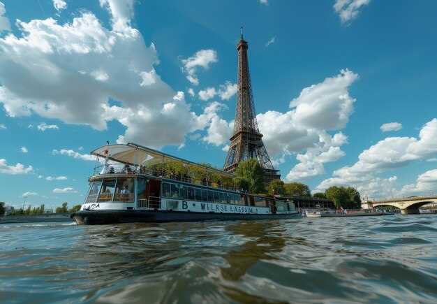 Eiffel-torony második emeleti túra festői Szajna-folyami hajókirándulással