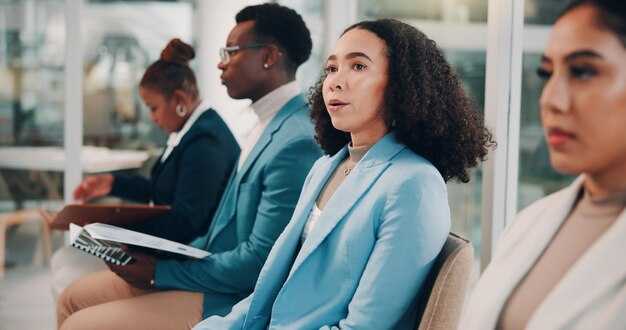Where to study: accredited programs, flight schools, and apprenticeships