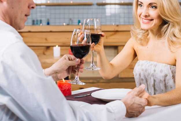 What Makes the Seine Dinner Cruise Unique?