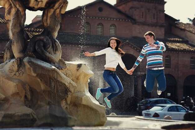 Experience the Ultimate Adventure: At the Top Burj Khalifa and Dubai Aquarium Combo