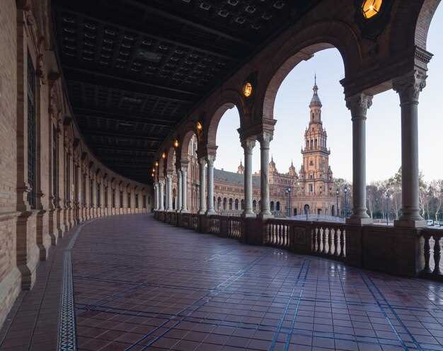 Explore Seville Cathedral and La Giralda Tower: A Guide to Spain's Gothic Masterpiece