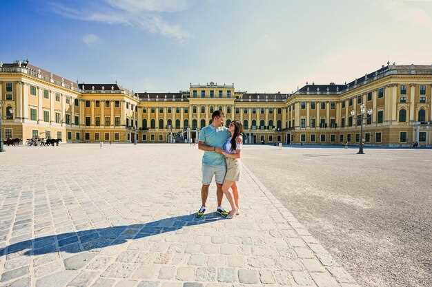 Best Time to Visit: Avoiding Crowds and Optimal Experience