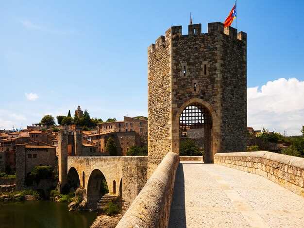 Explorând Fortăreața La Mota: O nestemată istorică a patrimoniului arhitectural spaniol