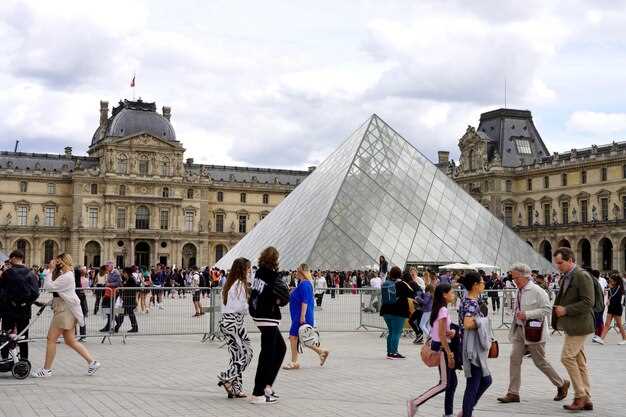 Exploring Paris Monuments: From Napoleon's Arches to Mitterrand's Pyramid