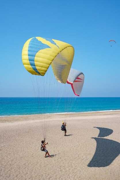 Best Times to Fly: Weather, Tides, and Visual Highlights