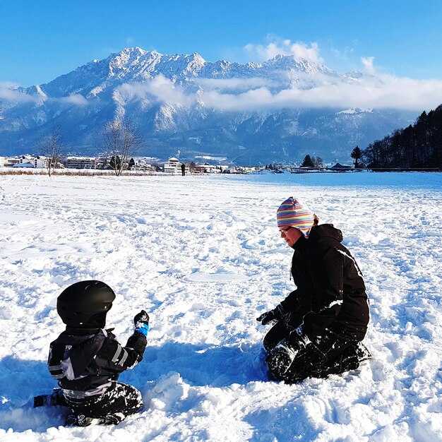Winter Wildlife Safaris: Booking, What to Expect, and Safety for Families